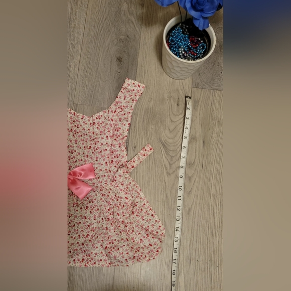 Chong Huo, dog dress floral pink and white, bow and velcro closure - Picture 5 of 11